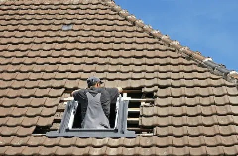 Pose de velux - Moissac-Bellevue